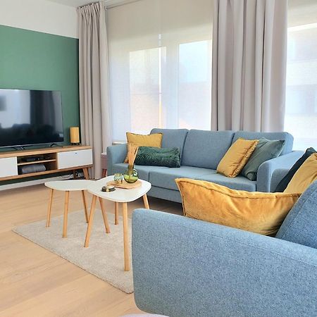 Skaai Five - Newly Renovated 2 Bedrooms Apartment أوستيند المظهر الخارجي الصورة