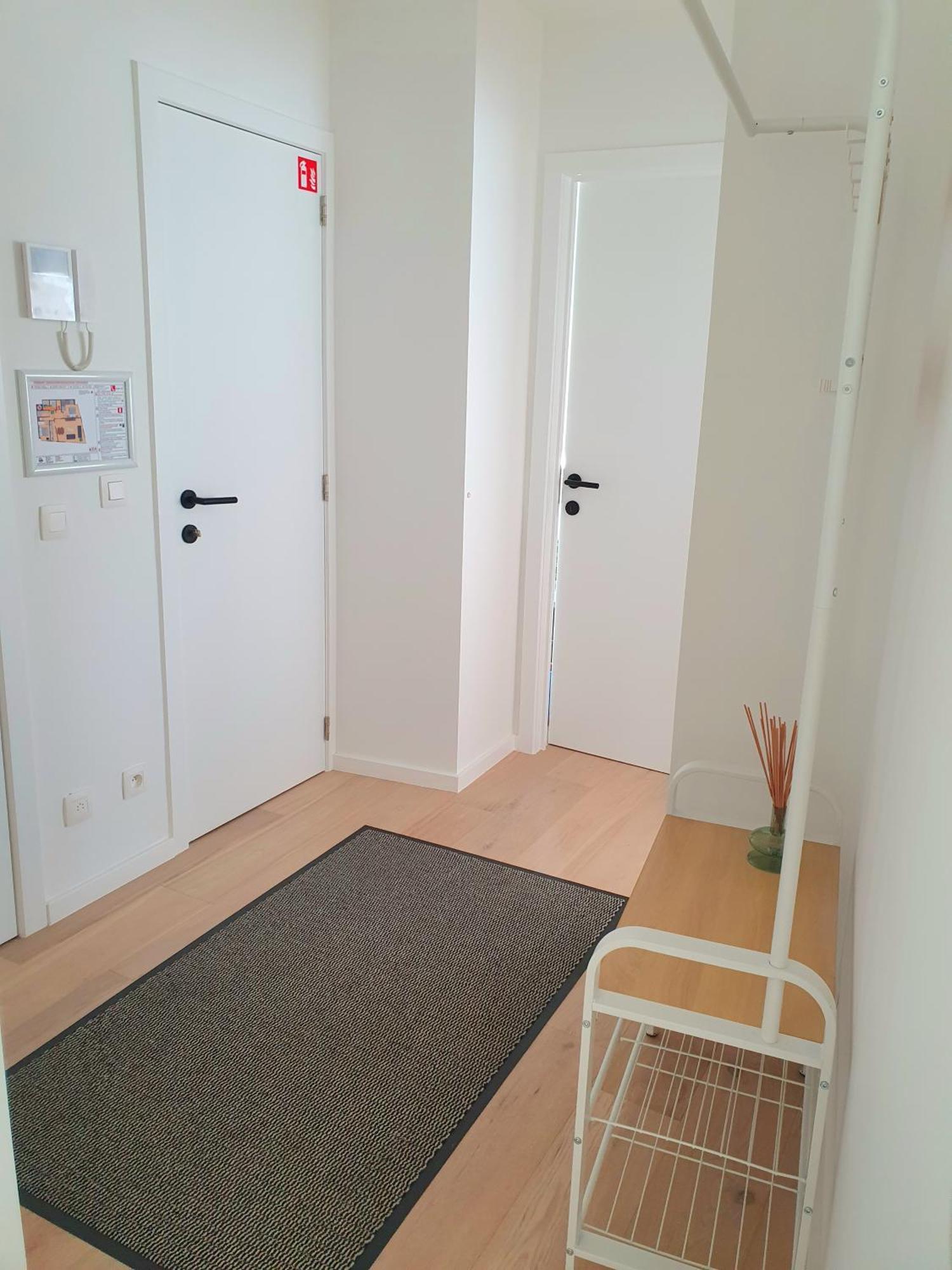 Skaai Five - Newly Renovated 2 Bedrooms Apartment أوستيند المظهر الخارجي الصورة